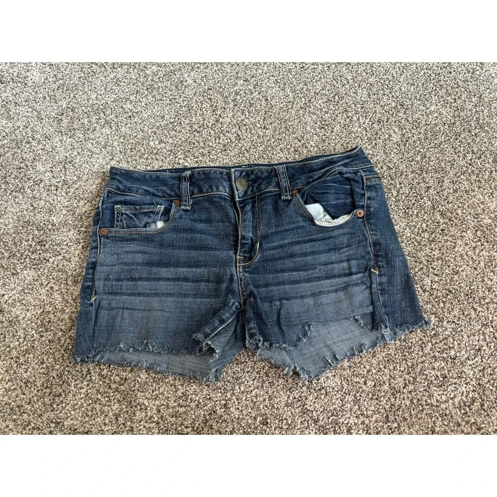 American Eagle Size 8 Skinny Blue Jean Shorts (A132) - Picture 1 of 4